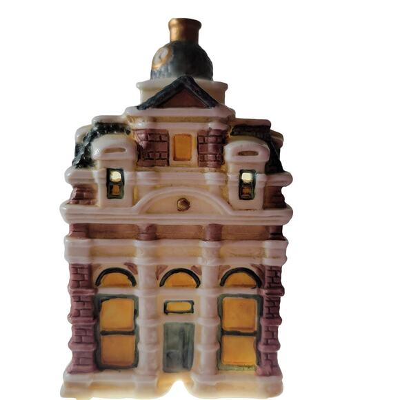 Vintage 5” Christmas Village Holiday Ceramic City Hall, Porcelain Miniature - Picture 5 of 16